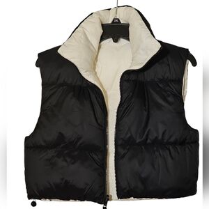 Cropped Reversible Black and Creamy White Puffer Vest